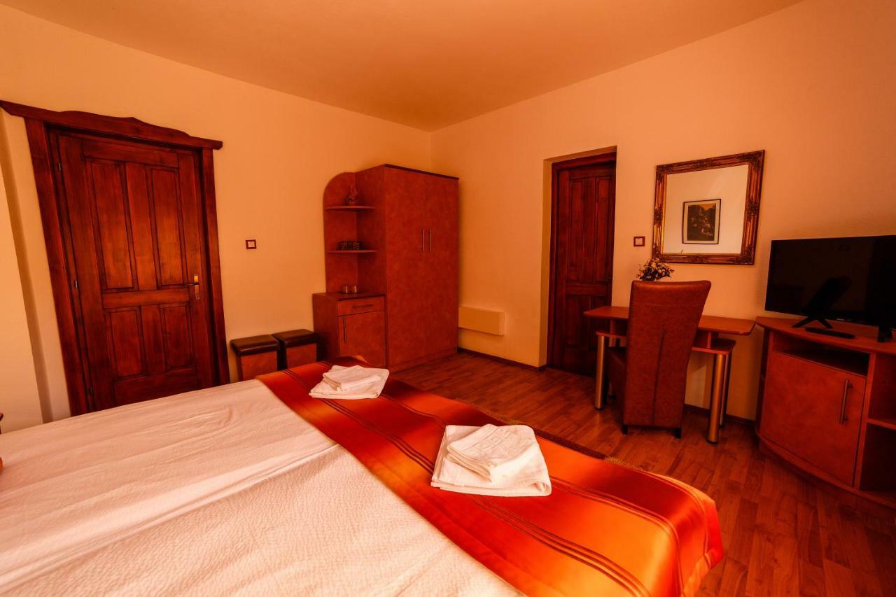 Pensiunea Eva Bed & Breakfast Sovata Eksteriør bilde